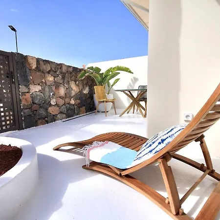 Unique, Stylish & Calm Los Peces By The Sea Costa Teguise Exterior photo