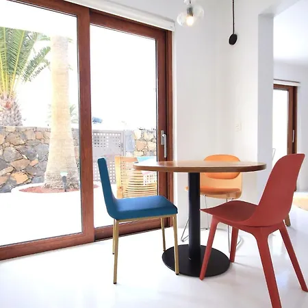 Unique, Stylish & Calm Los Peces By The Sea Costa Teguise Exterior photo
